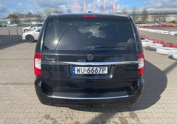 Lancia Voyager cena 53500 przebieg: 210000, rok produkcji 2013 z Warszawa małe 137